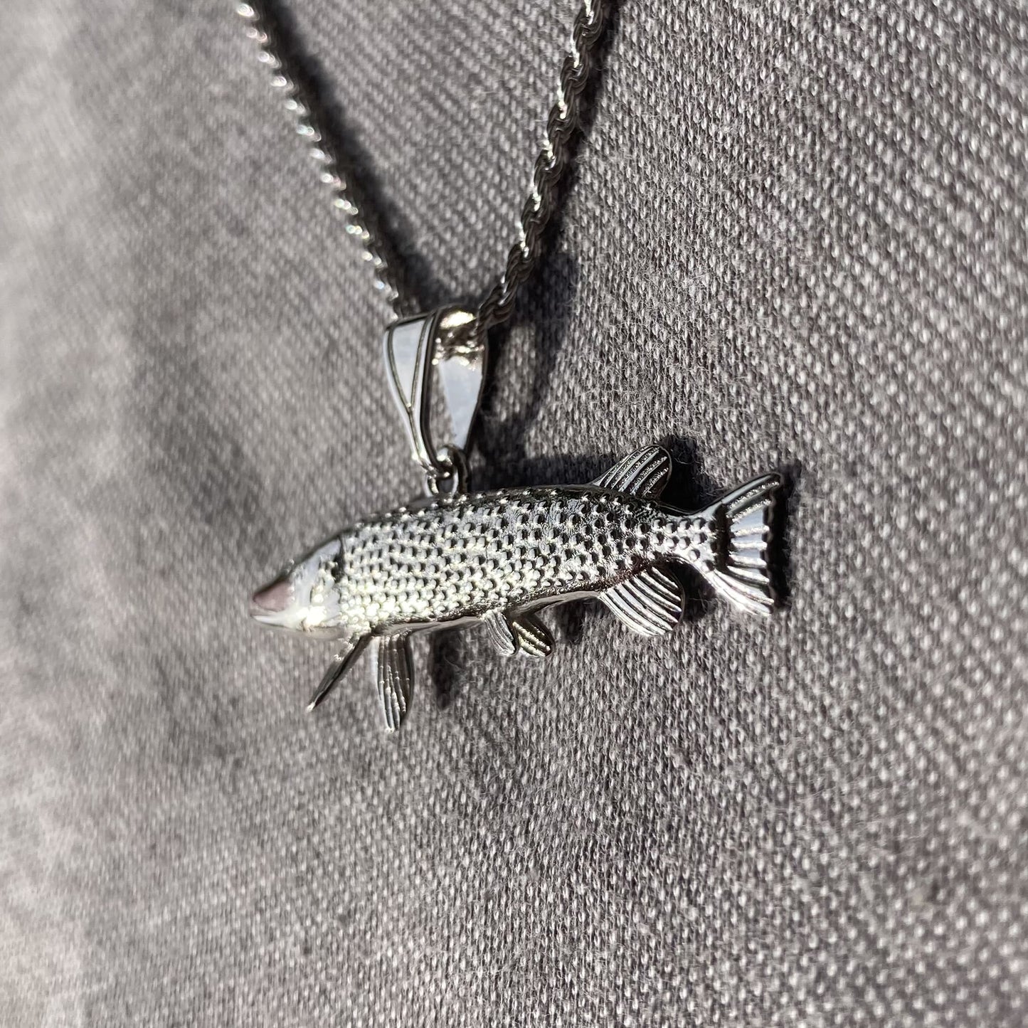 Silber Fisch Halskette aus Sterling Silber von Urban Fisher